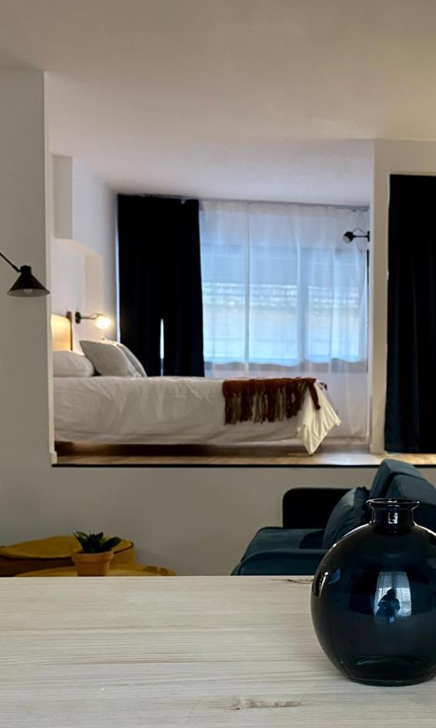 Apartamentos En Urzaiz, Vigo Bilik gambar